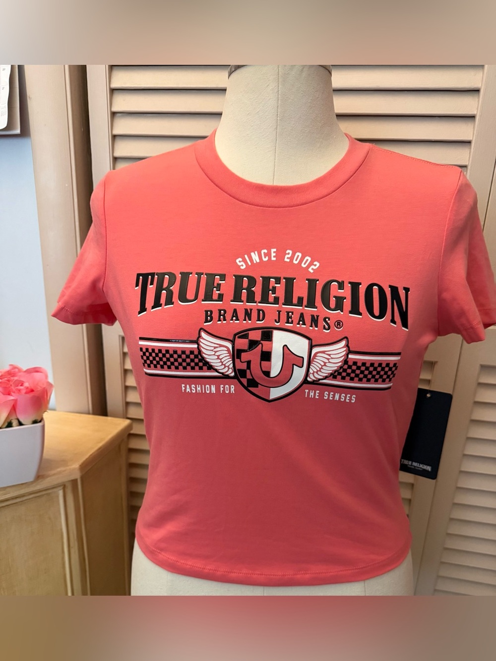 ✨NWT TRUE RELIGION TEE✨